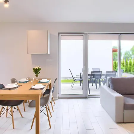 2 Bedroom Beautiful In * Mrzezyno