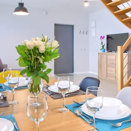 2 Bedroom Beautiful In * Mrzezyno